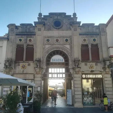 Beb Balena Oda ve Kahvaltı Viareggio